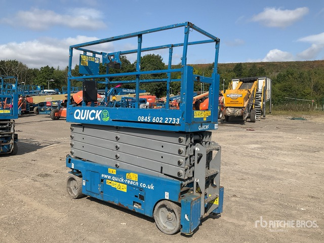2017 Genie GS3232 Electric Scissor Lift - مرفاع مقصي: صورة 2 2017 Genie GS3232 Electric Scissor Lift - مرفاع مقصي: صورة 2