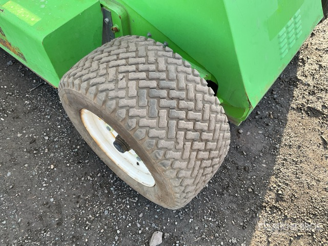 2017 Nifty-Lift HR12NDE 2WD Diesel Articulating Boom Lift - مرفاع مفصلي: صورة 5 2017 Nifty-Lift HR12NDE 2WD Diesel Articulating Boom Lift - مرفاع مفصلي: صورة 5