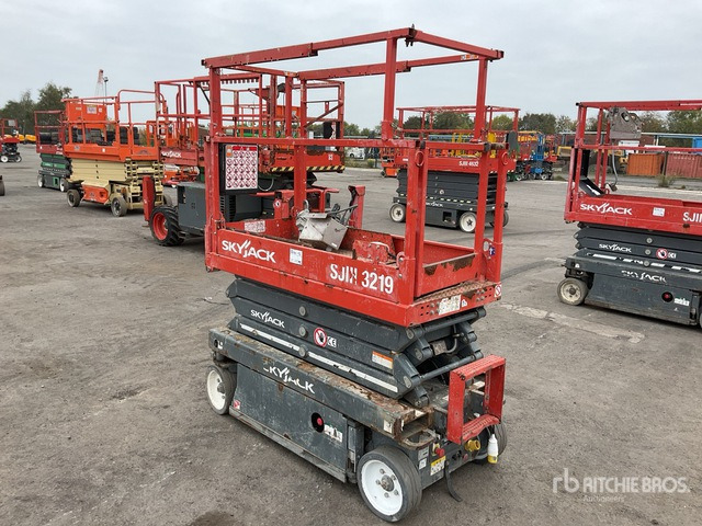 2017 Skyjack SJlll-3219 2017 Skyjack SJlll3219 Scissor Lift Scissor Lift - مرفاع مقصي: صورة 4 2017 Skyjack SJlll-3219 2017 Skyjack SJlll3219 Scissor Lift Scissor Lift - مرفاع مقصي: صورة 4