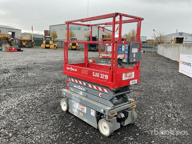 2018 Skyjack SJIII3219 2018 Skyjack SJ3219 Scissor Lift Scissor Lift - مرفاع مقصي: صورة 4 2018 Skyjack SJIII3219 2018 Skyjack SJ3219 Scissor Lift Scissor Lift - مرفاع مقصي: صورة 4