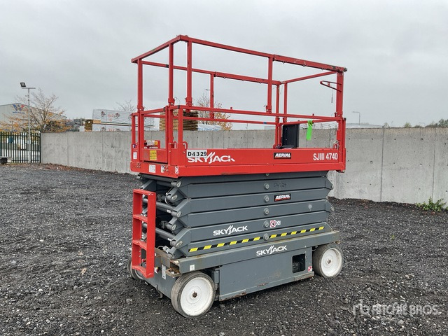 2019 Skyjack SJIII4740 2019 Skyjack SJ4740 Scissor Lift Scissor Lift - مرفاع مقصي: صورة 1 2019 Skyjack SJIII4740 2019 Skyjack SJ4740 Scissor Lift Scissor Lift - مرفاع مقصي: صورة 1