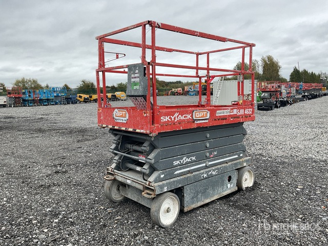 Skyjack SJIII4632 Scissor Lift - مرفاع مقصي: صورة 4 Skyjack SJIII4632 Scissor Lift - مرفاع مقصي: صورة 4