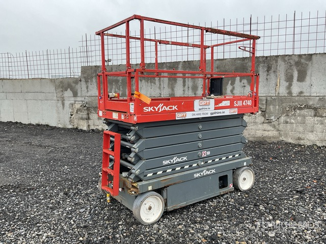Skyjack SJIII4740 Scissor Lift - مرفاع مقصي: صورة 2 Skyjack SJIII4740 Scissor Lift - مرفاع مقصي: صورة 2