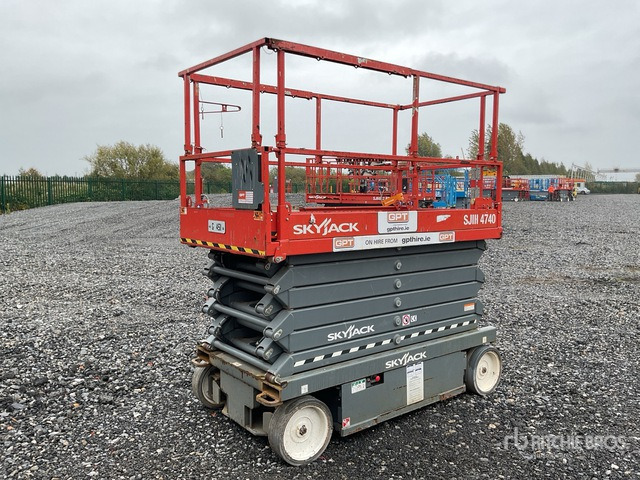 Skyjack SJIII4740 Scissor Lift - مرفاع مقصي: صورة 4 Skyjack SJIII4740 Scissor Lift - مرفاع مقصي: صورة 4