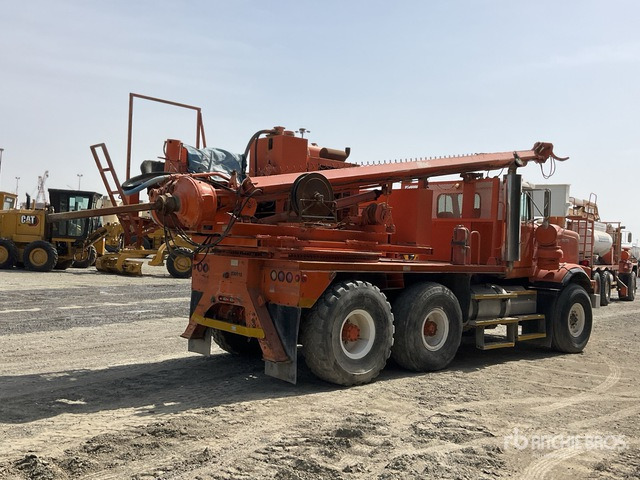 1995 Western Star 4966S Altec TH7 on 6x4 Drill Truck - معدات حفر: صورة 4 1995 Western Star 4966S Altec TH7 on 6x4 Drill Truck - معدات حفر: صورة 4