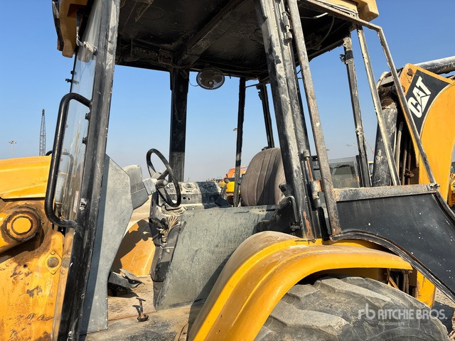 1998 Cat 426C 4x4 Backhoe Loader - لودر ذو محراث خلفي/ باكهو: صورة 5 1998 Cat 426C 4x4 Backhoe Loader - لودر ذو محراث خلفي/ باكهو: صورة 5