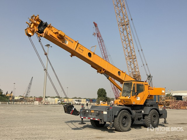 1999 Grove RT522B 22 ton 4x4x4 Rough Terrain Crane - رافعة الطرق الوعرة: صورة 2 1999 Grove RT522B 22 ton 4x4x4 Rough Terrain Crane - رافعة الطرق الوعرة: صورة 2