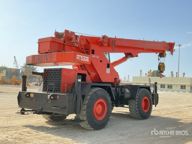 1999 Grove RT530E 30 ton 4x4x4 Rough Terrain Crane - رافعة الطرق الوعرة: صورة 3 1999 Grove RT530E 30 ton 4x4x4 Rough Terrain Crane - رافعة الطرق الوعرة: صورة 3
