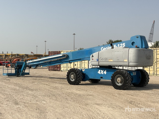 2002 Genie S125 4WD Diesel Telescopic Boom Lift - مرفاع تلسكوبي: صورة 4 2002 Genie S125 4WD Diesel Telescopic Boom Lift - مرفاع تلسكوبي: صورة 4