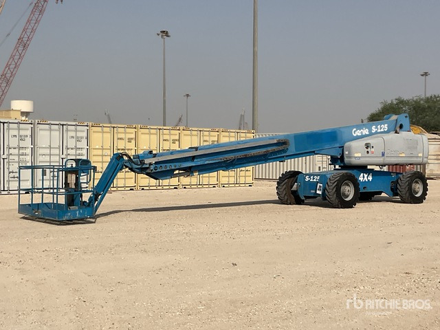 2002 Genie S125 4WD Diesel Telescopic Boom Lift - مرفاع تلسكوبي: صورة 1 2002 Genie S125 4WD Diesel Telescopic Boom Lift - مرفاع تلسكوبي: صورة 1