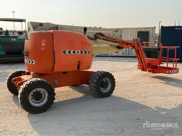 2002 JLG 450AJ Series ll 4WD Diesel Articulating Boom Lift - مرفاع مفصلي: صورة 4 2002 JLG 450AJ Series ll 4WD Diesel Articulating Boom Lift - مرفاع مفصلي: صورة 4