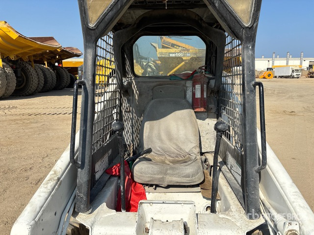 2006 Bobcat S130 Skid Steer Loader - شيول صغير: صورة 5 2006 Bobcat S130 Skid Steer Loader - شيول صغير: صورة 5