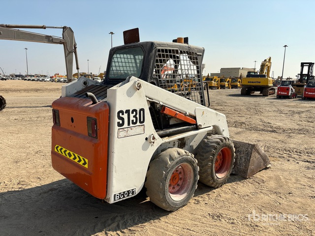 2006 Bobcat S130 Skid Steer Loader - شيول صغير: صورة 3 2006 Bobcat S130 Skid Steer Loader - شيول صغير: صورة 3