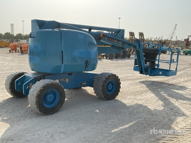 2007 JLG 450AJ 4WD Diesel Articulating Boom Lift - مرفاع مفصلي: صورة 3 2007 JLG 450AJ 4WD Diesel Articulating Boom Lift - مرفاع مفصلي: صورة 3