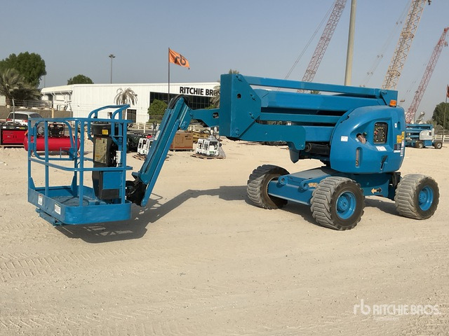 2007 JLG 450AJ 4WD Diesel Articulating Boom Lift - مرفاع مفصلي: صورة 2 2007 JLG 450AJ 4WD Diesel Articulating Boom Lift - مرفاع مفصلي: صورة 2