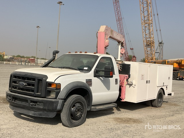 2008 Ford F550 XL Super Duty 4x4 Service Truck - سيارة خدمات/ سيارة خاصة: صورة 1 2008 Ford F550 XL Super Duty 4x4 Service Truck - سيارة خدمات/ سيارة خاصة: صورة 1