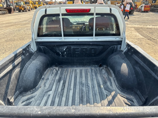 2008 Isuzu D-Max 4x2 Crew Cab Pickup - شاحنة البيك أب: صورة 4 2008 Isuzu D-Max 4x2 Crew Cab Pickup - شاحنة البيك أب: صورة 4