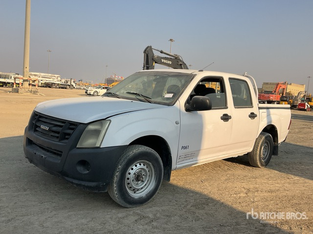 2008 Isuzu D-Max 4x2 Crew Cab Pickup - شاحنة البيك أب: صورة 1 2008 Isuzu D-Max 4x2 Crew Cab Pickup - شاحنة البيك أب: صورة 1