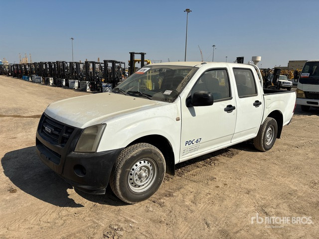 2008 Isuzu D-Max 4x2 Crew Cab Pickup - شاحنة البيك أب: صورة 1 2008 Isuzu D-Max 4x2 Crew Cab Pickup - شاحنة البيك أب: صورة 1