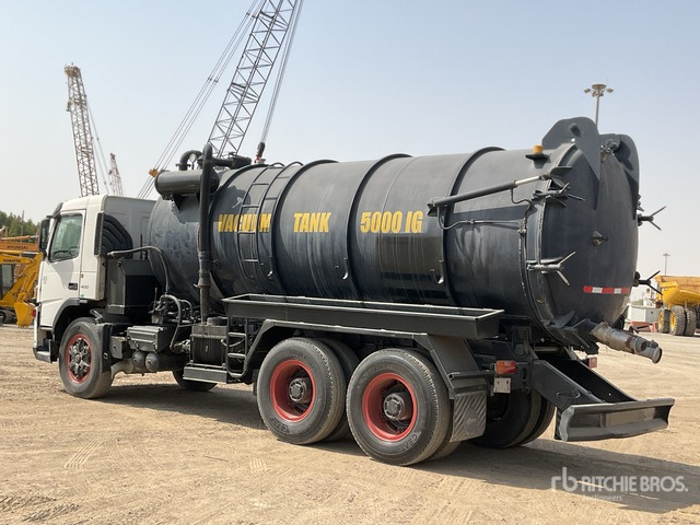 2008 Volvo FM400 6x4 20000 L Vacuum Tanker Truck - فراغ شاحنة: صورة 3 2008 Volvo FM400 6x4 20000 L Vacuum Tanker Truck - فراغ شاحنة: صورة 3