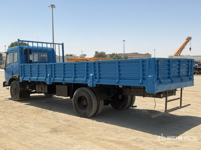 2010 FAW 1120P9K2L3E 4x2 Flatbed Truck - شاحنات مسطحة: صورة 4 2010 FAW 1120P9K2L3E 4x2 Flatbed Truck - شاحنات مسطحة: صورة 4