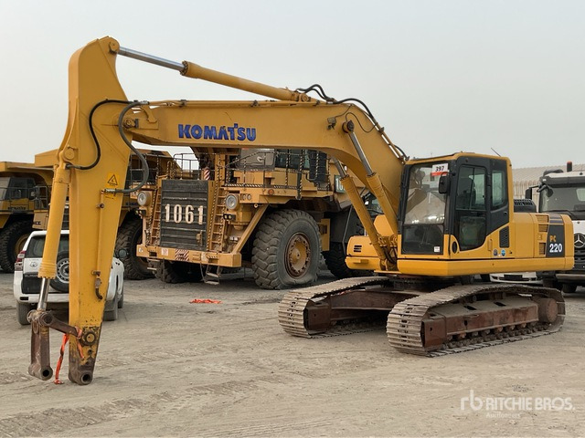 2010 Komatsu PC220-8N1 - حفار زاحف: صورة 3 2010 Komatsu PC220-8N1 - حفار زاحف: صورة 3