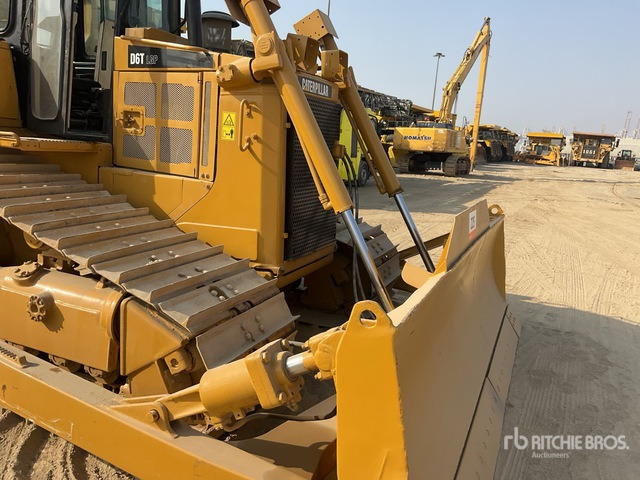 2011 Cat D6TLGP - بلدوزر: صورة 5 2011 Cat D6TLGP - بلدوزر: صورة 5