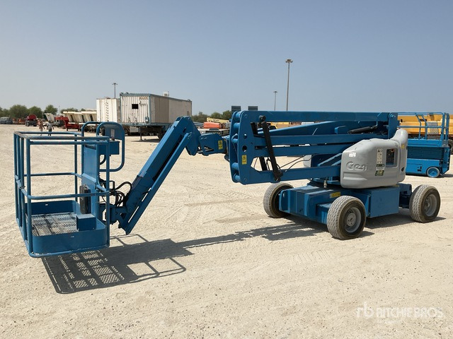2012 Genie Z-45/25J 2WD Diesel Articulating Boom Lift - مرفاع مفصلي: صورة 1 2012 Genie Z-45/25J 2WD Diesel Articulating Boom Lift - مرفاع مفصلي: صورة 1