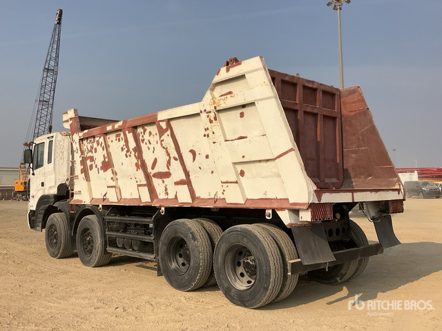 2014 Hyundai HD370 8x4 Twin-Steer Tri/A Dump Truck - شاحنة قلاب: صورة 2 2014 Hyundai HD370 8x4 Twin-Steer Tri/A Dump Truck - شاحنة قلاب: صورة 2