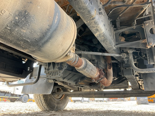 2014 Mitsubishi Canter 4x2 Crew Cab Flatbed Truck - شاحنات مسطحة: صورة 5 2014 Mitsubishi Canter 4x2 Crew Cab Flatbed Truck - شاحنات مسطحة: صورة 5