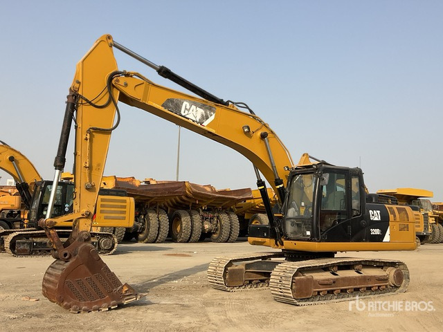 2017 Cat 320D2 - حفار زاحف: صورة 2 2017 Cat 320D2 - حفار زاحف: صورة 2