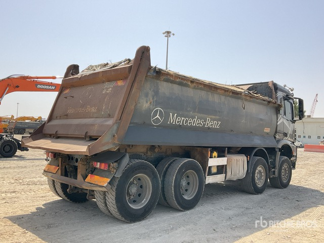 2017 Mercedes Benz AROCS 3951 8x4 Twin-Steer Tri/A Dump Truck - شاحنة قلاب: صورة 4 2017 Mercedes Benz AROCS 3951 8x4 Twin-Steer Tri/A Dump Truck - شاحنة قلاب: صورة 4