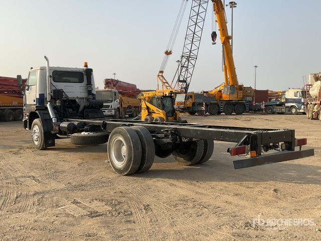 2017 TATA LPT 1618 4x2 Cab and Chassis - شاحنة بهيكل معدني للمقصورة: صورة 3 2017 TATA LPT 1618 4x2 Cab and Chassis - شاحنة بهيكل معدني للمقصورة: صورة 3