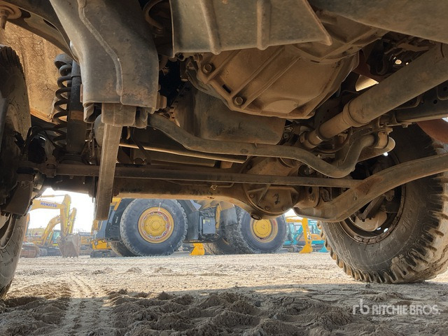 2018 Toyota Land Cruiser 78R 4x4 SUV - سيارة دفع رباعي: صورة 5 2018 Toyota Land Cruiser 78R 4x4 SUV - سيارة دفع رباعي: صورة 5