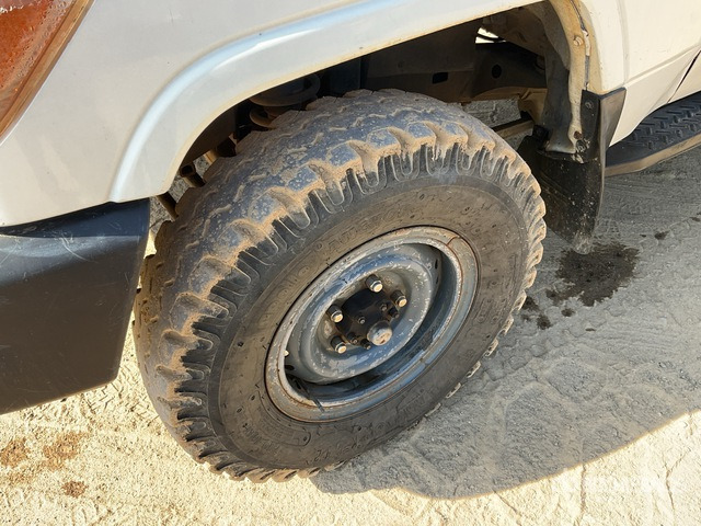 2018 Toyota Land Cruiser 78R 4x4 SUV - سيارة دفع رباعي: صورة 5 2018 Toyota Land Cruiser 78R 4x4 SUV - سيارة دفع رباعي: صورة 5