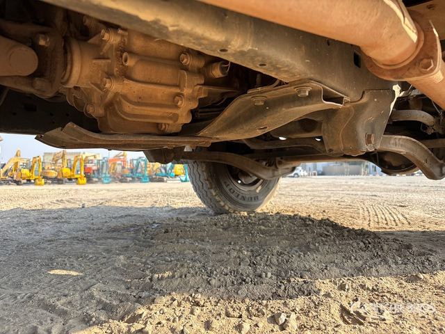 2018 Toyota Land Cruiser 78R 4x4 SUV - سيارة دفع رباعي: صورة 5 2018 Toyota Land Cruiser 78R 4x4 SUV - سيارة دفع رباعي: صورة 5