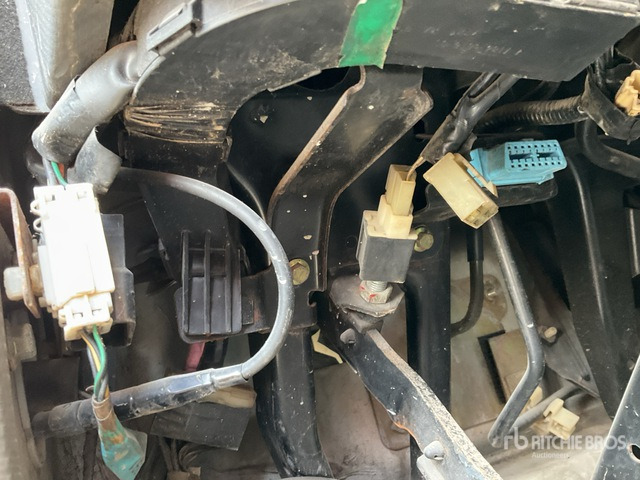 2019 Isuzu NPR 4x2 Cab and Chassis - شاحنة بهيكل معدني للمقصورة: صورة 5 2019 Isuzu NPR 4x2 Cab and Chassis - شاحنة بهيكل معدني للمقصورة: صورة 5