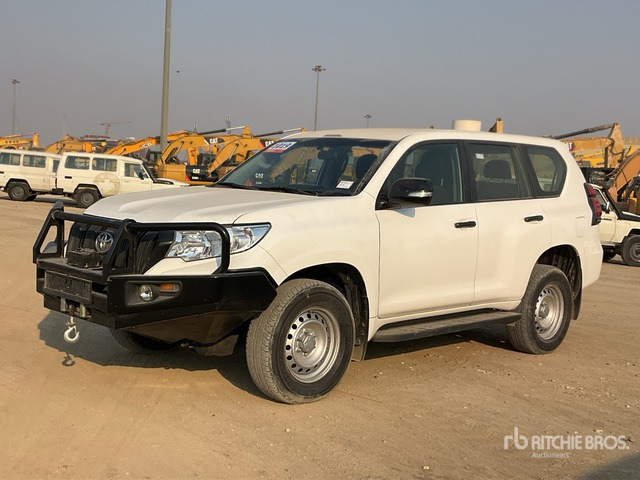 2019 Toyota Prado TX 150L 4x4 SUV - سيارة دفع رباعي: صورة 3 2019 Toyota Prado TX 150L 4x4 SUV - سيارة دفع رباعي: صورة 3