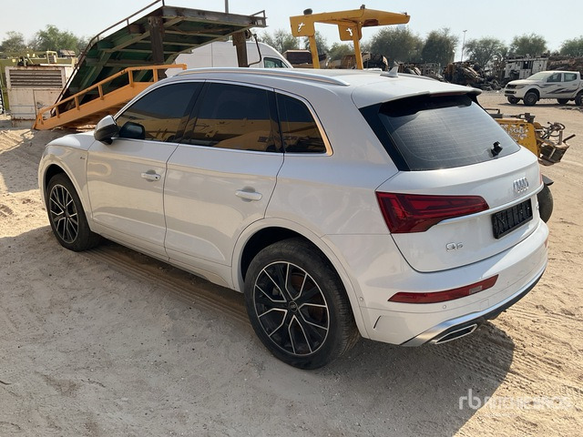 2023 Audi Q5 (Inoperable) SUV - سيارة دفع رباعي: صورة 4 2023 Audi Q5 (Inoperable) SUV - سيارة دفع رباعي: صورة 4