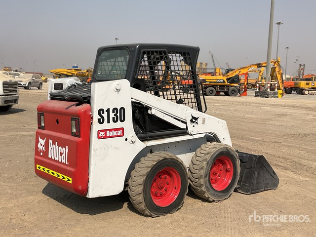 Bobcat S130 - شيول صغير: صورة 4 Bobcat S130 - شيول صغير: صورة 4