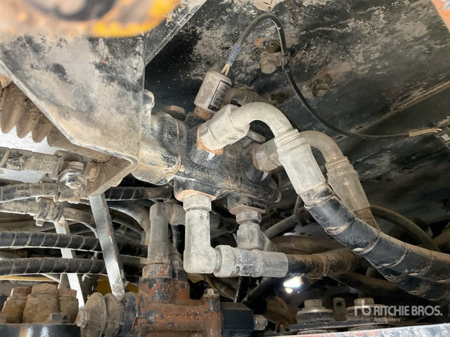 Komatsu WA380Z-6 - اللودر بعجل: صورة 5 Komatsu WA380Z-6 - اللودر بعجل: صورة 5