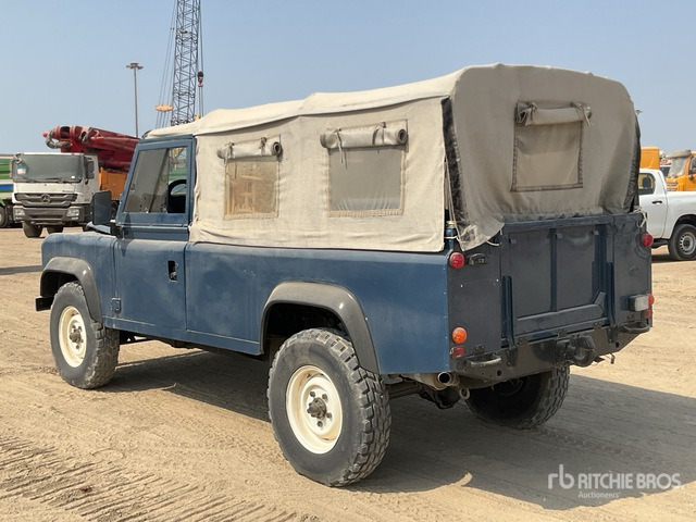 Land Rover 110 - سيارة: صورة 4 Land Rover 110 - سيارة: صورة 4