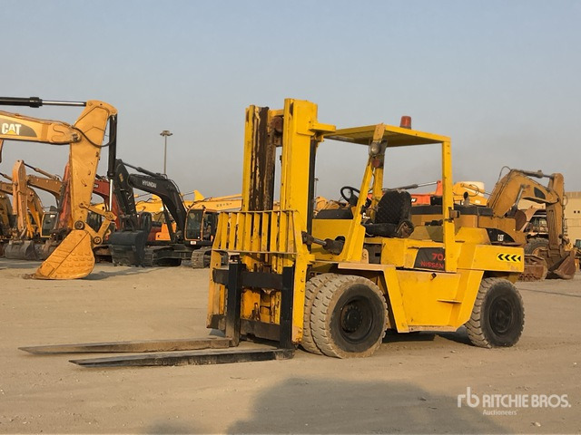 Nissan 022VF05H70U Forklift - رافعة شوكية ديزل: صورة 1 Nissan 022VF05H70U Forklift - رافعة شوكية ديزل: صورة 1