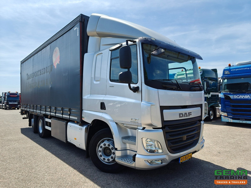 شاحنة ذات ستائر جانبية DAF CF 400 FAN 6x2/4 SpaceCab Euro6A - Schuifzeilenbak 7.7m + Laadklep 2000kg - HH Vloer - AanhangerKoppeling: صورة 6