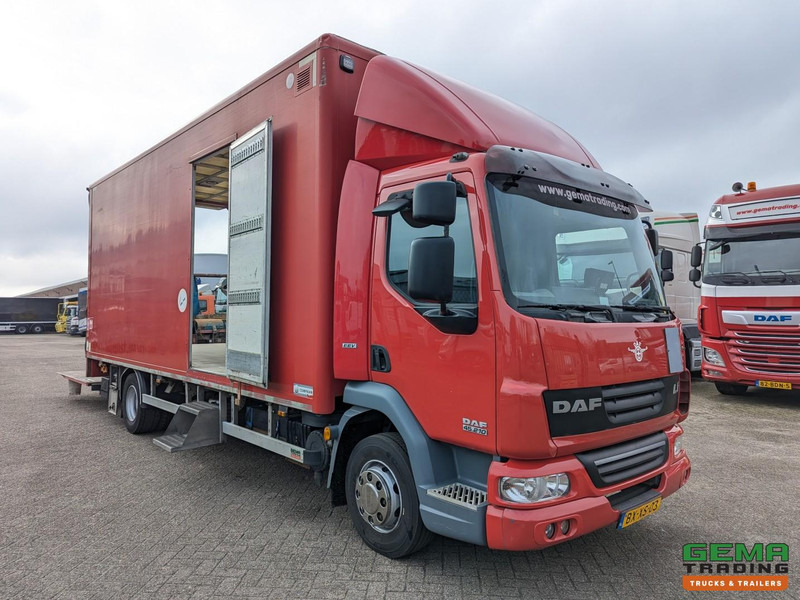 DAF FA LF45.210 4x2 Dagcab Euro5 EEV - GeslotenBak 6.6M - Zijdeuren - Weegsysteem - Laadklep 1500KG - شاحنة صندوقية: صورة 2 DAF FA LF45.210 4x2 Dagcab Euro5 EEV - GeslotenBak 6.6M - Zijdeuren - Weegsysteem - Laadklep 1500KG - شاحنة صندوقية: صورة 2