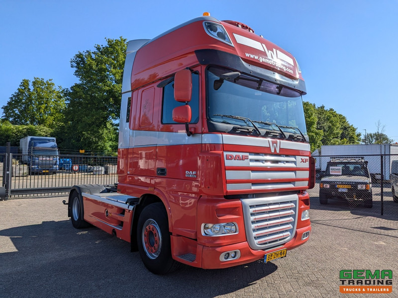 DAF FT XF105.460 4x2 Superspacecab Euro5 - Standairco - Groot brandstoffilter - 07/2025 APK - مقطورة السحب: صورة 2 DAF FT XF105.460 4x2 Superspacecab Euro5 - Standairco - Groot brandstoffilter - 07/2025 APK - مقطورة السحب: صورة 2