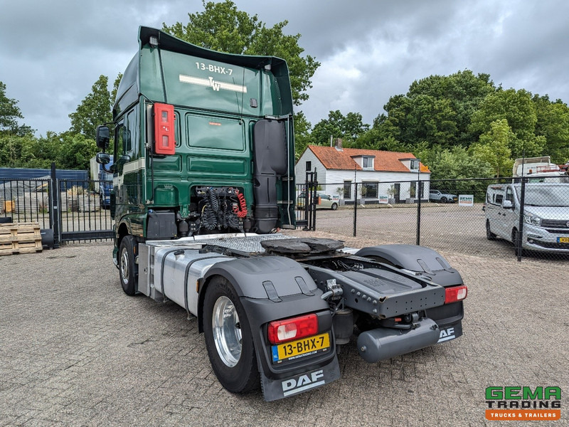 DAF XF 440 FT 4x2 Superspacecab Euro6C - ADR - Dubbele tanks - Standairco - SMARTtachoV2 - 01/2026 APK - مقطورة السحب: صورة 4 DAF XF 440 FT 4x2 Superspacecab Euro6C - ADR - Dubbele tanks - Standairco - SMARTtachoV2 - 01/2026 APK - مقطورة السحب: صورة 4