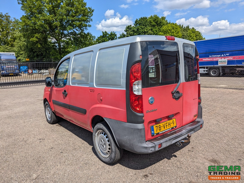 Fiat Doblò 1.9 JTD Euro4 - Handgeschakeld - Trekhaak - فان المدمجة: صورة 4 Fiat Doblò 1.9 JTD Euro4 - Handgeschakeld - Trekhaak - فان المدمجة: صورة 4