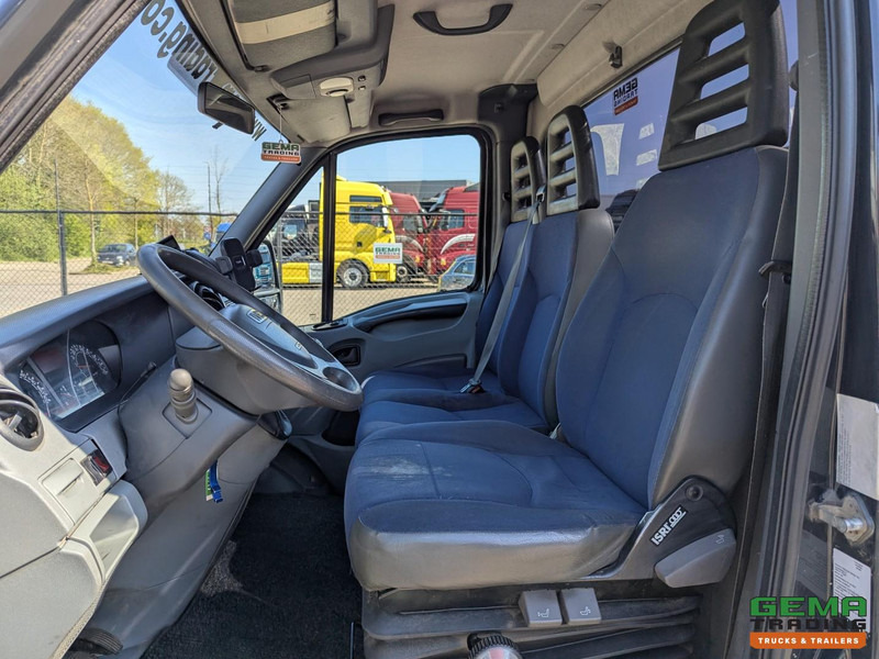 Iveco 35C18/T 4x2 Euro4 - BE-Trekker - 3-Zits - Luchthoorns - NAP - رأس تريلا: صورة 5 Iveco 35C18/T 4x2 Euro4 - BE-Trekker - 3-Zits - Luchthoorns - NAP - رأس تريلا: صورة 5