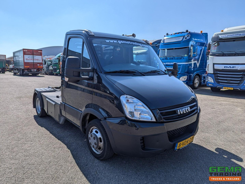 Iveco 35C18/T 4x2 Euro4 - BE-Trekker - 3-Zits - Luchthoorns - NAP - رأس تريلا: صورة 2 Iveco 35C18/T 4x2 Euro4 - BE-Trekker - 3-Zits - Luchthoorns - NAP - رأس تريلا: صورة 2